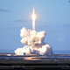 Ilustración para el artículo titulado Las diez imágenes más alucinantes que nos deja el lanzamiento del Falcon Heavy